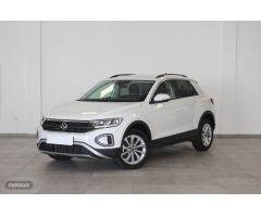 Volkswagen T-Roc 2.0 TDI LIFE 115CV de 2022 con 120.967 Km por 21.900 EUR. en Cadiz