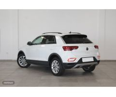 Volkswagen T-Roc 2.0 TDI LIFE 115CV de 2022 con 120.967 Km por 21.900 EUR. en Cadiz