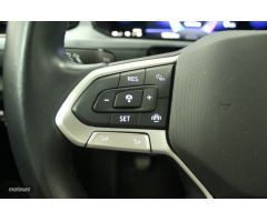 Volkswagen T-Roc 2.0 TDI LIFE 115CV de 2022 con 120.967 Km por 21.900 EUR. en Cadiz