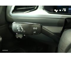 Volkswagen T-Roc 2.0 TDI LIFE 115CV de 2022 con 120.967 Km por 21.900 EUR. en Cadiz