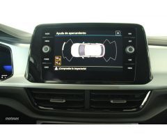 Volkswagen T-Roc 2.0 TDI LIFE 115CV de 2022 con 120.967 Km por 21.900 EUR. en Cadiz