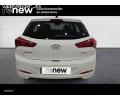 Hyundai i20 1.2 Go de 2016 con 130.600 Km por 9.490 EUR. en Madrid