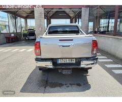 Toyota Hilux 2.4 D4b Cabina Doble VXL de 2019 con 124.500 Km por 32.000 EUR. en Girona