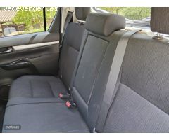 Toyota Hilux 2.4 D4b Cabina Doble VXL de 2019 con 124.500 Km por 32.000 EUR. en Girona