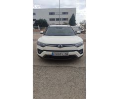 Ssangyong Tivoli Grand Urban plus de 2022 con 128.700 Km por 16.000 EUR. en Valencia