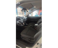Ssangyong Tivoli Grand Urban plus de 2022 con 128.700 Km por 16.000 EUR. en Valencia