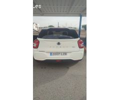 Ssangyong Tivoli Grand Urban plus de 2022 con 128.700 Km por 16.000 EUR. en Valencia