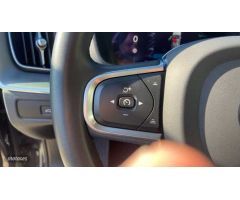 Volvo XC 60 TODOTERRENO 2.0 B4 P CORE AUTOMATICO 197CV 5P de 2023 con 40.766 Km por 37.900 EUR. en S