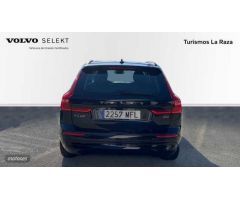 Volvo XC 60 B4 DIESEL CORE de 2023 con 53.601 Km por 37.900 EUR. en Sevilla