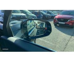 Volvo XC 60 B4 DIESEL CORE de 2023 con 53.601 Km por 37.900 EUR. en Sevilla