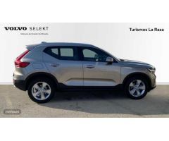 Volvo XC40 TODOTERRENO 2.0 B3 CORE AUTOMATICO 163CV 5P MILD HYBRID de 2024 con 31.746 Km por 32.900