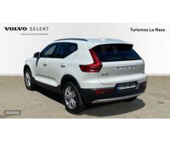 Volvo XC40 TODOTERRENO 1.5 T2 CORE AUTOMATICO 129CV 5P MICROHIBRIDO de 2024 con 26.102 Km por 32.900