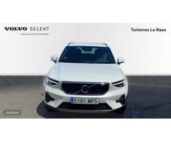 Volvo XC40 TODOTERRENO 1.5 T2 CORE AUTOMATICO 129CV 5P MICROHIBRIDO de 2024 con 26.102 Km por 32.900