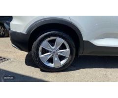 Volvo XC40 TODOTERRENO 1.5 T2 CORE AUTOMATICO 129CV 5P MICROHIBRIDO de 2024 con 26.102 Km por 32.900