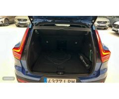 Volvo XC40 XC40 Recharge R-Design Expression, T4 hibrido enchufable de 2021 con 55.955 Km por 34.900
