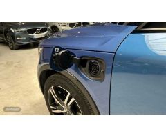 Volvo XC40 XC40 Recharge R-Design Expression, T4 hibrido enchufable de 2021 con 55.955 Km por 34.900