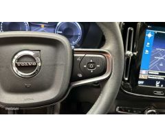 Volvo XC40 XC40 Recharge R-Design Expression, T4 hibrido enchufable de 2021 con 55.955 Km por 34.900