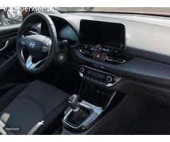 Hyundai i30 1.0 TGDI Klass 48V 100 de 2025 con 50 Km por 23.500 EUR. en Valencia