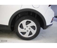 Hyundai Bayon 1.2 MPI Klass de 2024 con 15.141 Km por 17.990 EUR. en Pontevedra