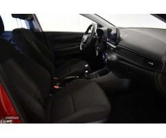 Hyundai Bayon 1.2 MPI Klass de 2024 con 14.692 Km por 17.990 EUR. en Pontevedra