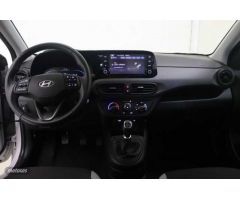 Hyundai i10 1.0 MPI Klass de 2024 con 5.433 Km por 15.990 EUR. en Pontevedra