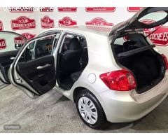 Toyota Auris 1.4 Luna de 2007 con 63.373 Km por 8.990 EUR. en Tarragona