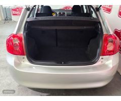 Toyota Auris 1.4 Luna de 2007 con 63.373 Km por 8.990 EUR. en Tarragona