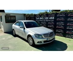 Mercedes Clase C C 220 d 4MATIC Berlina 174CV de 2007 con 280.000 Km por 7.500 EUR. en Pontevedra