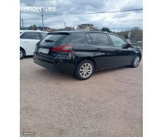 Peugeot 308 1.5 BLUEHDI 130CV STYLE de 2019 con 160.000 Km por 10.500 EUR. en Pontevedra