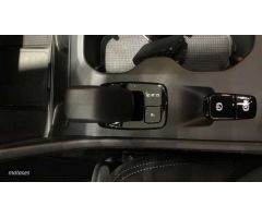 Volvo XC40 XC40 Core, B3, Gasolina de 2024 con 33.706 Km por 31.900 EUR. en Cantabria