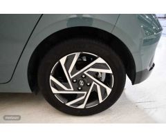 Hyundai i20 1.0 TGDI Klass 100 de 2024 con 16.976 Km por 17.500 EUR. en Segovia