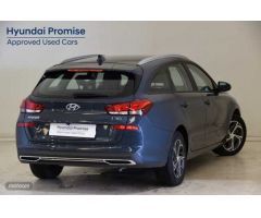 Hyundai i30 1.0 TGDI Klass LR 120 de 2021 con 26.339 Km por 17.000 EUR. en Madrid