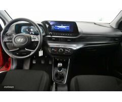 Hyundai Bayon 1.2 MPI Klass de 2024 con 14.400 Km por 17.490 EUR. en Madrid