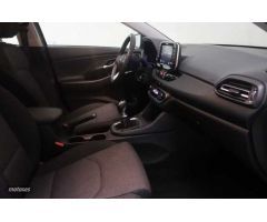 Hyundai i30 1.0 TGDI Klass LR 48V 120 de 2024 con 22.070 Km por 18.990 EUR. en Madrid
