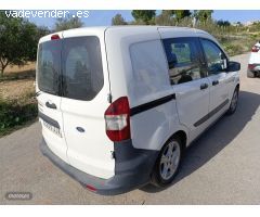 Ford Courier trend 95cv de 2015 con 214.000 Km por 9.900 EUR. en Valencia