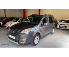Peugeot Partner PEUGEOT PARTNER 1200 110 CV TEPEE OUTDOOR de 2016 con 148.400 Km por 11.900 EUR. en