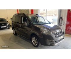 Peugeot Partner PEUGEOT PARTNER 1200 110 CV TEPEE OUTDOOR de 2016 con 148.400 Km por 11.900 EUR. en