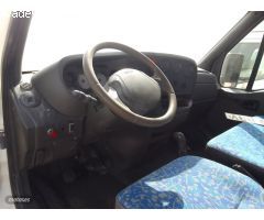 Iveco Daily 35C11 CON PLUMA Y BASCULANTE. de 2001 con 400.000 Km por 18.000 EUR. en Murcia