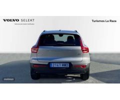 Volvo XC40 XC40 Ultra, B3 Mild Hybrid, Gasolina, Dark de 2024 con 1.876 Km por 41.900 EUR. en Sevill