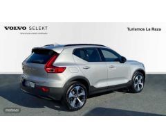 Volvo XC40 XC40 Ultra, B3 Mild Hybrid, Gasolina, Dark de 2024 con 1.876 Km por 41.900 EUR. en Sevill