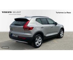 Volvo XC40 XC40 Essential, B3 Mild hybrid, Gasolina de 2025 con 10 Km por 37.500 EUR. en Sevilla