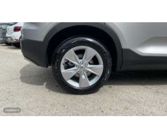 Volvo XC40 XC40 Essential, B3 Mild hybrid, Gasolina de 2025 con 10 Km por 37.500 EUR. en Sevilla