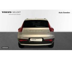 Volvo XC40 VOLVO XC40 B3 GASOLINA de 2024 con 32.872 Km por 33.700 EUR. en Valencia