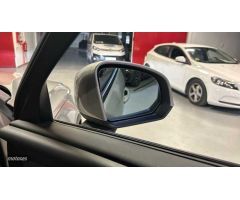 Volvo XC40 VOLVO XC40 B3 GASOLINA de 2024 con 32.872 Km por 33.700 EUR. en Valencia