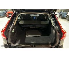 Volvo XC 60 XC60 Core, B4 (diesel), Diesel de 2022 con 79.900 Km por 35.900 EUR. en Madrid