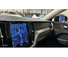 Volvo XC 60 XC60 Core, B4 (diesel), Diesel de 2022 con 79.900 Km por 35.900 EUR. en Madrid