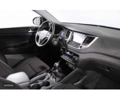 Hyundai Tucson 1.6 GDI BD Klass Nav 4x2 131 de 2017 con 69.947 Km por 16.900 EUR. en Barcelona