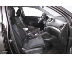 Hyundai Tucson 1.6 GDI BD Klass Nav 4x2 131 de 2017 con 69.947 Km por 16.900 EUR. en Barcelona