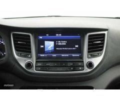 Hyundai Tucson 1.6 GDI BD Klass Nav 4x2 131 de 2017 con 69.947 Km por 16.900 EUR. en Barcelona