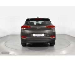 Hyundai Tucson 1.6 GDI BD Klass Nav 4x2 131 de 2017 con 69.947 Km por 16.900 EUR. en Barcelona